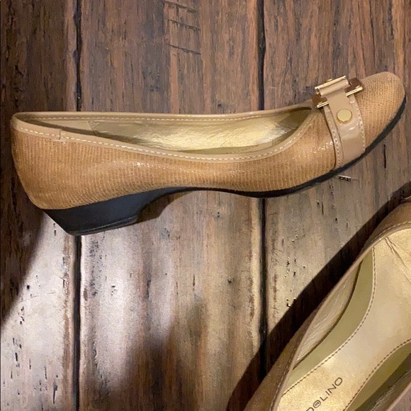 Brown ballet flats - Picture 2 of 2